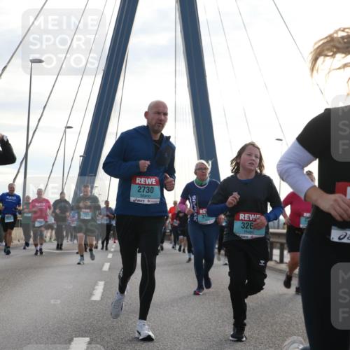 03.10.2024 - Köhlbrandbrückenlauf Jannik Wohlers http://msf.ph/oto/7283773 03.10.2024 09:32:15 Position 1 3169, 1913, 2730, 326, 525 meine-sportfotos.de