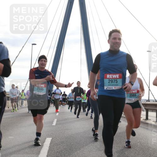 03.10.2024 - Köhlbrandbrückenlauf Jannik Wohlers http://msf.ph/oto/7284279 03.10.2024 09:32:25 Position 1 2976, 2595, 2975, 3569, 3244 meine-sportfotos.de