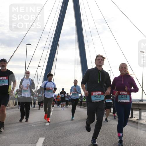 03.10.2024 - Köhlbrandbrückenlauf Jannik Wohlers http://msf.ph/oto/7284417 03.10.2024 09:32:28 Position 1 3068, 2637, 2785, 2677, 3205, 2302, 2246 meine-sportfotos.de