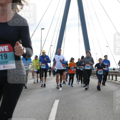 03.10.2024 - Köhlbrandbrückenlauf Jannik Wohlers http://msf.ph/oto/7284681 03.10.2024 09:32:38 Position 1 1919, 2331, 1445, 1622, 2761 meine-sportfotos.de