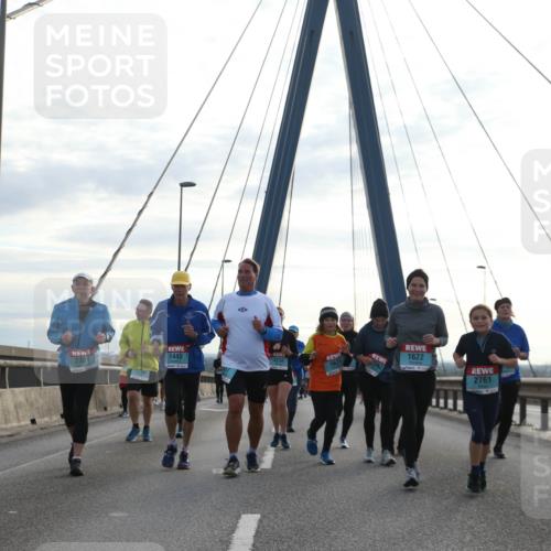 03.10.2024 - Köhlbrandbrückenlauf Jannik Wohlers http://msf.ph/oto/7284695 03.10.2024 09:32:38 Position 1 2331, 1445, 2254, 1621, 1622, 2761 meine-sportfotos.de