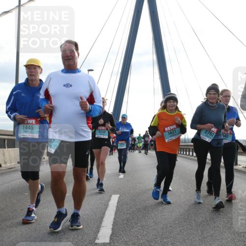 03.10.2024 - Köhlbrandbrückenlauf Jannik Wohlers http://msf.ph/oto/7284782 03.10.2024 09:32:41 Position 1 2331, 1445, 2254, 2774, 1621, 2762, 545, 1622 meine-sportfotos.de