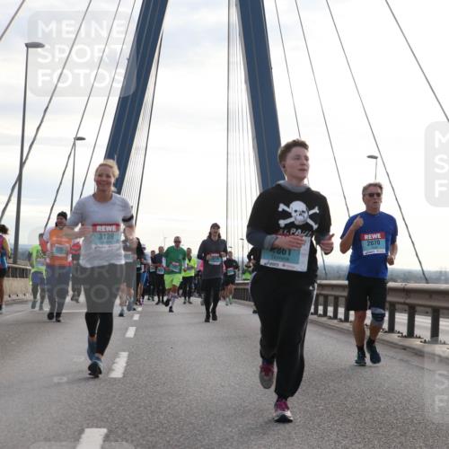 03.10.2024 - Köhlbrandbrückenlauf Jannik Wohlers http://msf.ph/oto/7284812 03.10.2024 09:32:44 Position 1 2333, 3139, 2275, 77861, 2070 meine-sportfotos.de