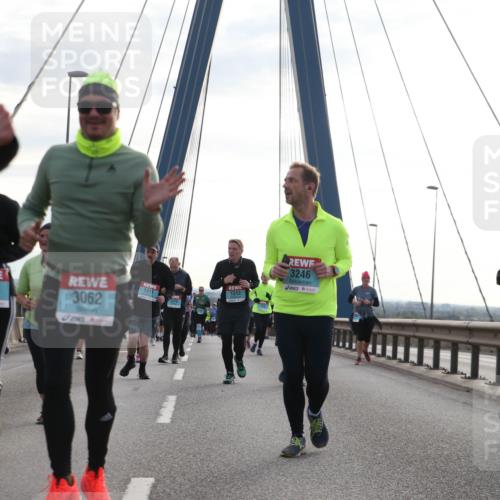 03.10.2024 - Köhlbrandbrückenlauf Jannik Wohlers http://msf.ph/oto/7284933 03.10.2024 09:32:55 Position 1 3425, 8943, 2872, 1311, 2274, 3062, 1312, 3246, 3370 meine-sportfotos.de