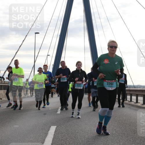 03.10.2024 - Köhlbrandbrückenlauf Jannik Wohlers http://msf.ph/oto/7286863 03.10.2024 09:33:10 Position 1 3321, 2646, 3707, 2619, 2201, 2260, 1175 meine-sportfotos.de