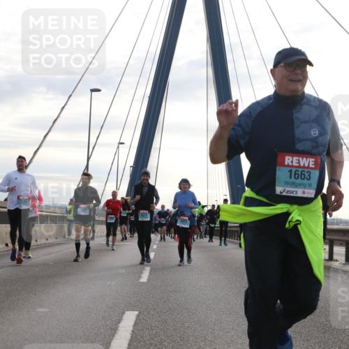 03.10.2024 - Köhlbrandbrückenlauf Jannik Wohlers http://msf.ph/oto/7286970 03.10.2024 09:33:16 Position 1 1584, 3376, 3377, 1663 meine-sportfotos.de