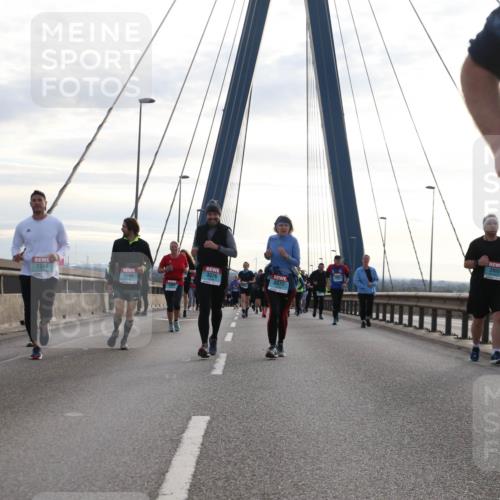 03.10.2024 - Köhlbrandbrückenlauf Jannik Wohlers http://msf.ph/oto/7286975 03.10.2024 09:33:16 Position 1 3376, 3377, 1584, 1564, 2855 meine-sportfotos.de