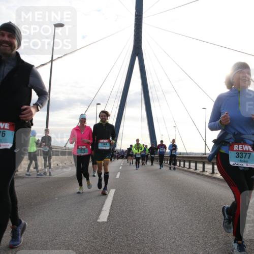 03.10.2024 - Köhlbrandbrückenlauf Jannik Wohlers http://msf.ph/oto/7287069 03.10.2024 09:33:20 Position 1 3376, 1315, 1564, 3377 meine-sportfotos.de