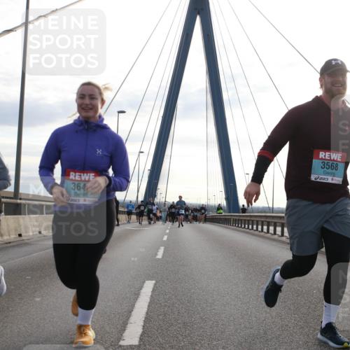 03.10.2024 - Köhlbrandbrückenlauf Jannik Wohlers http://msf.ph/oto/7288409 03.10.2024 09:33:35 Position 1 364, 3568 meine-sportfotos.de