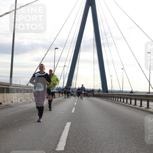 03.10.2024 - Köhlbrandbrückenlauf Jannik Wohlers http://msf.ph/oto/7288418 03.10.2024 09:33:36 Position 1 3104 meine-sportfotos.de