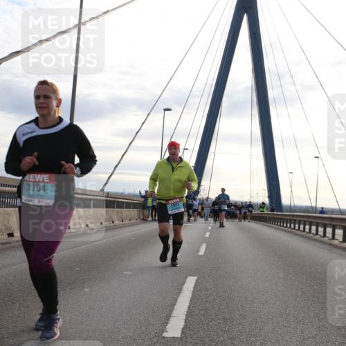 03.10.2024 - Köhlbrandbrückenlauf Jannik Wohlers http://msf.ph/oto/7288428 03.10.2024 09:33:37 Position 1 3104, 2977 meine-sportfotos.de