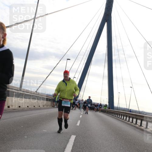 03.10.2024 - Köhlbrandbrückenlauf Jannik Wohlers http://msf.ph/oto/7288432 03.10.2024 09:33:37 Position 1 3104, 2977 meine-sportfotos.de