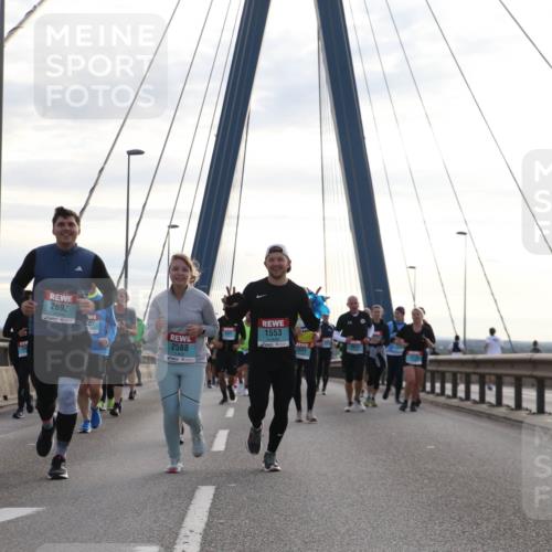 03.10.2024 - Köhlbrandbrückenlauf Jannik Wohlers http://msf.ph/oto/7288514 03.10.2024 09:33:50 Position 1 2692, 37, 2588, 1553, 2824 meine-sportfotos.de