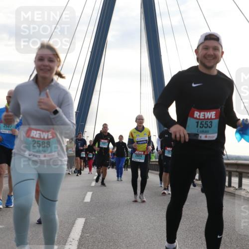 03.10.2024 - Köhlbrandbrückenlauf Jannik Wohlers http://msf.ph/oto/7289207 03.10.2024 09:33:52 Position 1 2587, 2588, 52, 3567, 2824, 1553 meine-sportfotos.de