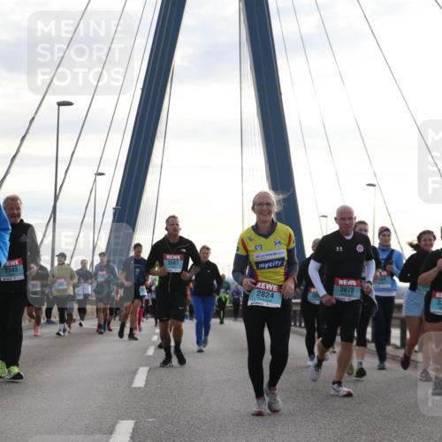 03.10.2024 - Köhlbrandbrückenlauf Jannik Wohlers http://msf.ph/oto/7289245 03.10.2024 09:33:53 Position 1 2345, 3567, 2824, 11, 3675, 3319 meine-sportfotos.de