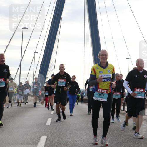03.10.2024 - Köhlbrandbrückenlauf Jannik Wohlers http://msf.ph/oto/7289274 03.10.2024 09:33:54 Position 1 2587, 2345, 3567, 2824, 2852, 3675, 3080, 3319 meine-sportfotos.de