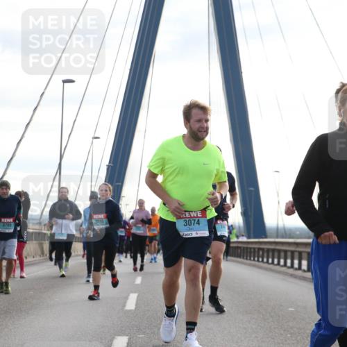03.10.2024 - Köhlbrandbrückenlauf Jannik Wohlers http://msf.ph/oto/7289936 03.10.2024 09:33:59 Position 1 3705, 3710, 3074, 24 meine-sportfotos.de