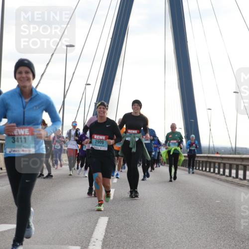 03.10.2024 - Köhlbrandbrückenlauf Jannik Wohlers http://msf.ph/oto/7290045 03.10.2024 09:34:04 Position 1 3411, 2909 meine-sportfotos.de