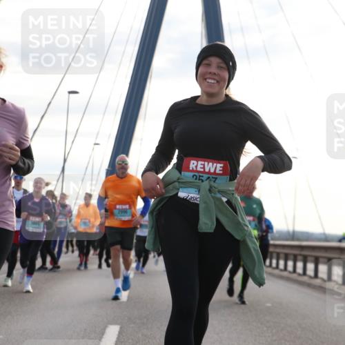 03.10.2024 - Köhlbrandbrückenlauf Jannik Wohlers http://msf.ph/oto/7290138 03.10.2024 09:34:07 Position 1 3157, 2996, 3065, 2577 meine-sportfotos.de