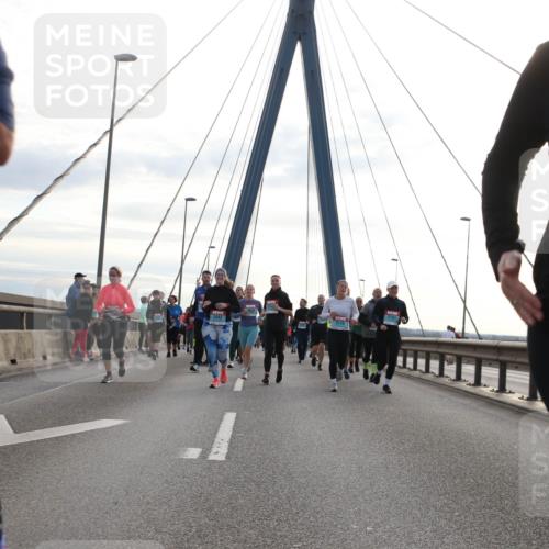 03.10.2024 - Köhlbrandbrückenlauf Jannik Wohlers http://msf.ph/oto/7295001 03.10.2024 09:34:24 Position 1 02, 72, 2161, 126 meine-sportfotos.de