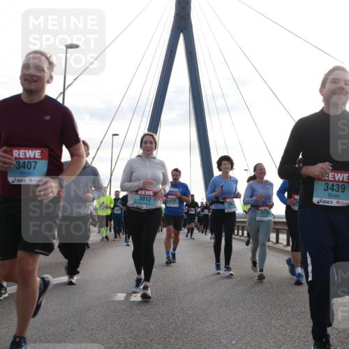 03.10.2024 - Köhlbrandbrückenlauf Jannik Wohlers http://msf.ph/oto/7295911 03.10.2024 09:34:32 Position 1 2442, 3407, 3012, 3078, 3419, 3439 meine-sportfotos.de