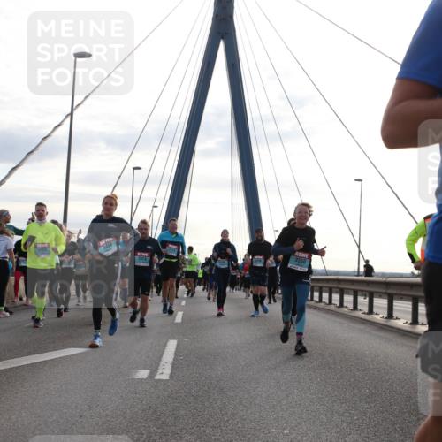 03.10.2024 - Köhlbrandbrückenlauf Jannik Wohlers http://msf.ph/oto/7296194 03.10.2024 09:34:35 Position 1 7714, 3456, 3324, 3550, 30 meine-sportfotos.de