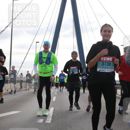 03.10.2024 - Köhlbrandbrückenlauf Jannik Wohlers http://msf.ph/oto/7298066 03.10.2024 09:34:47 Position 1 3725, 3257, 3730, 2301 meine-sportfotos.de