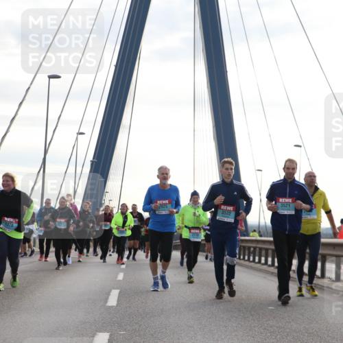03.10.2024 - Köhlbrandbrückenlauf Jannik Wohlers http://msf.ph/oto/7298168 03.10.2024 09:34:50 Position 1 65, 2378, 2781, 2925, 2778, 3521, 3522 meine-sportfotos.de