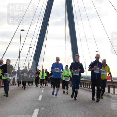 03.10.2024 - Köhlbrandbrückenlauf Jannik Wohlers http://msf.ph/oto/7298186 03.10.2024 09:34:50 Position 1 55, 2378, 2925, 2778, 3521, 2495, 3522 meine-sportfotos.de