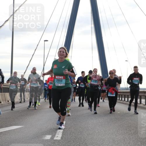 03.10.2024 - Köhlbrandbrückenlauf Jannik Wohlers http://msf.ph/oto/7300613 03.10.2024 09:35:09 Position 1 3674, 2782, 2590, 2623, 2950, 2158 meine-sportfotos.de