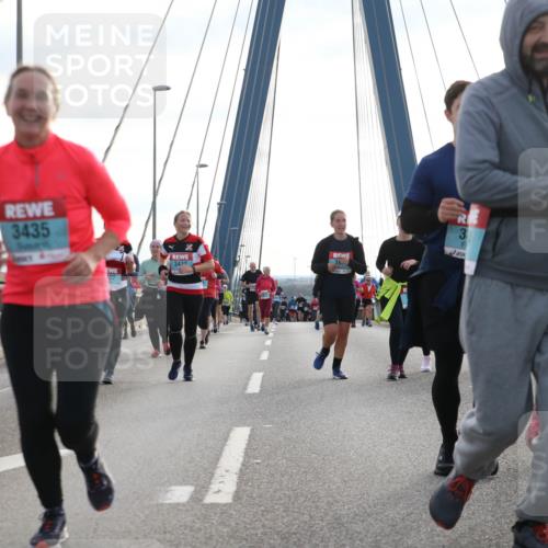 03.10.2024 - Köhlbrandbrückenlauf Jannik Wohlers http://msf.ph/oto/7300747 03.10.2024 09:35:14 Position 1 2965, 1000, 3435, 3439, 36, 127, 3, 3329 meine-sportfotos.de