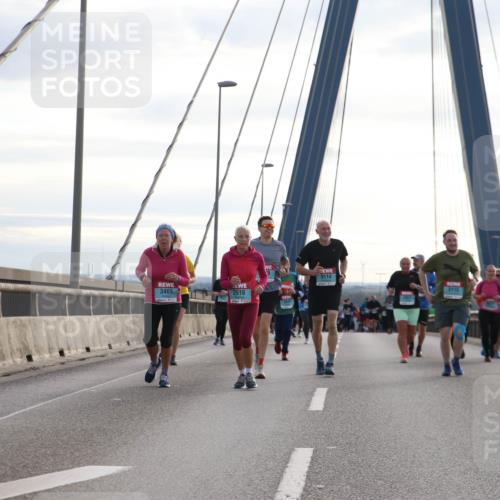 03.10.2024 - Köhlbrandbrückenlauf Jannik Wohlers http://msf.ph/oto/7301012 03.10.2024 09:35:21 Position 1 3722, 3114, 3469, 2516, 3115 meine-sportfotos.de