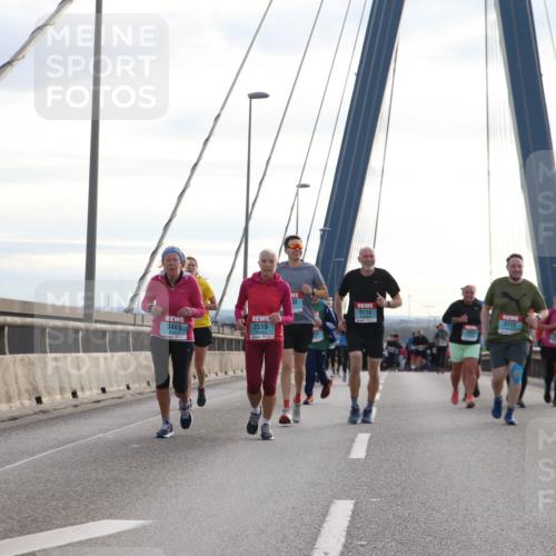 03.10.2024 - Köhlbrandbrückenlauf Jannik Wohlers http://msf.ph/oto/7301018 03.10.2024 09:35:22 Position 1 00, 3114, 3722, 3115, 3469, 2516 meine-sportfotos.de