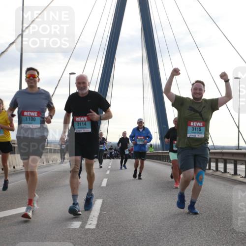 03.10.2024 - Köhlbrandbrückenlauf Jannik Wohlers http://msf.ph/oto/7301190 03.10.2024 09:35:26 Position 1 2516, 3156, 1100, 3114, 3563, 3115 meine-sportfotos.de