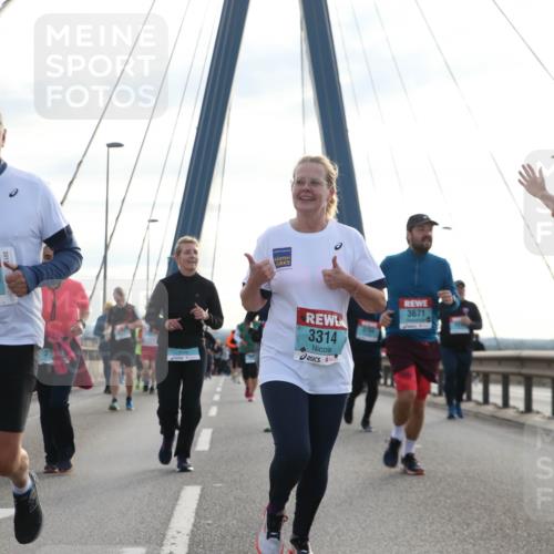 03.10.2024 - Köhlbrandbrückenlauf Jannik Wohlers http://msf.ph/oto/7302630 03.10.2024 09:35:51 Position 1 3313, 33, 3671, 3314, 2858 meine-sportfotos.de