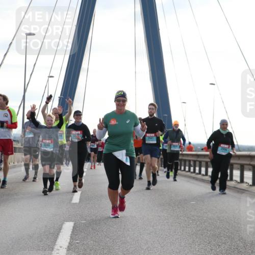 03.10.2024 - Köhlbrandbrückenlauf Jannik Wohlers http://msf.ph/oto/7302755 03.10.2024 09:35:57 Position 1 3148, 2941, 44, 2994, 3346 meine-sportfotos.de