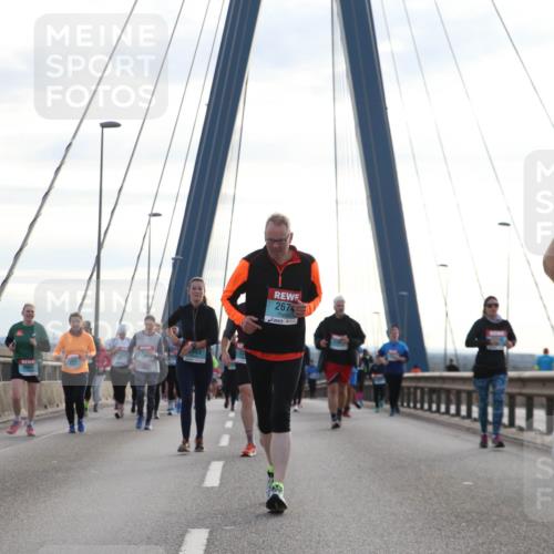 03.10.2024 - Köhlbrandbrückenlauf Jannik Wohlers http://msf.ph/oto/7302856 03.10.2024 09:36:04 Position 1 3504, 3546, 3061, 883, 2674, 3207 meine-sportfotos.de