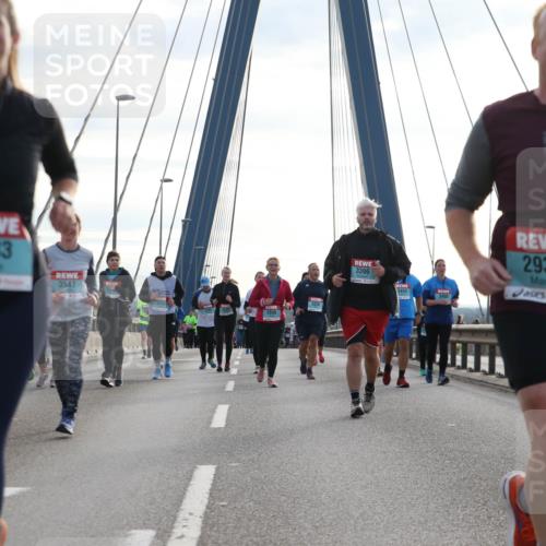 03.10.2024 - Köhlbrandbrückenlauf Jannik Wohlers http://msf.ph/oto/7302937 03.10.2024 09:36:09 Position 1 00, 2883, 3547, 111, 2898, 3396, 3459, 2939 meine-sportfotos.de