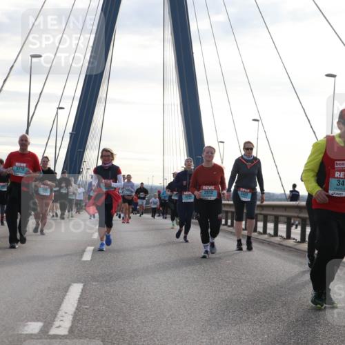 03.10.2024 - Köhlbrandbrückenlauf Jannik Wohlers http://msf.ph/oto/7304525 03.10.2024 09:36:44 Position 1 3270, 2940, 3458, 2912, 3083 meine-sportfotos.de