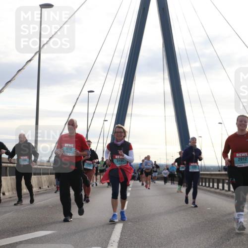 03.10.2024 - Köhlbrandbrückenlauf Jannik Wohlers http://msf.ph/oto/7304541 03.10.2024 09:36:46 Position 1 3245, 3270, 3195, 2940, 2912 meine-sportfotos.de