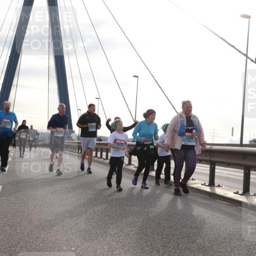 03.10.2024 - Köhlbrandbrückenlauf Jannik Wohlers http://msf.ph/oto/7304946 03.10.2024 09:37:00 Position 1 2877, 2419, 2376 meine-sportfotos.de