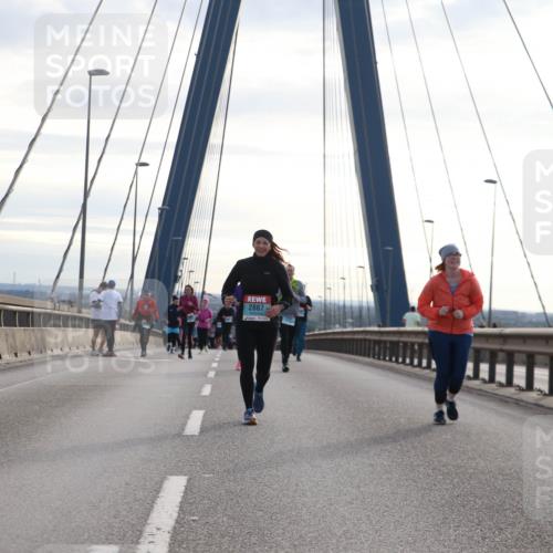 03.10.2024 - Köhlbrandbrückenlauf Jannik Wohlers http://msf.ph/oto/7304988 03.10.2024 09:37:03 Position 1 2887 meine-sportfotos.de