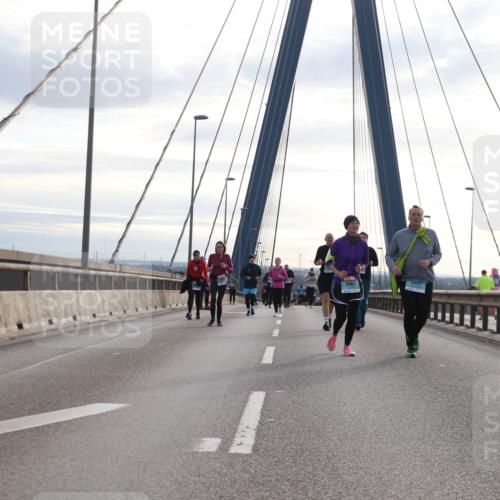 03.10.2024 - Köhlbrandbrückenlauf Jannik Wohlers http://msf.ph/oto/7305482 03.10.2024 09:37:10 Position 1 3462 meine-sportfotos.de