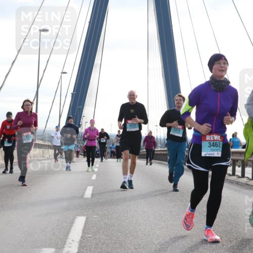 03.10.2024 - Köhlbrandbrückenlauf Jannik Wohlers http://msf.ph/oto/7305522 03.10.2024 09:37:13 Position 1 3372, 3373, 3462, 3449 meine-sportfotos.de