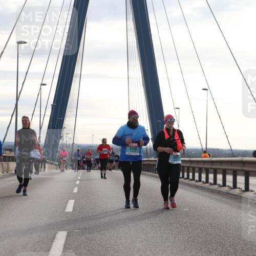 03.10.2024 - Köhlbrandbrückenlauf Jannik Wohlers http://msf.ph/oto/7305917 03.10.2024 09:37:43 Position 1 2571, 3336, 3041 meine-sportfotos.de