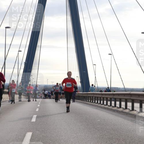 03.10.2024 - Köhlbrandbrückenlauf Jannik Wohlers http://msf.ph/oto/7305950 03.10.2024 09:37:49 Position 1 3334, 3604 meine-sportfotos.de