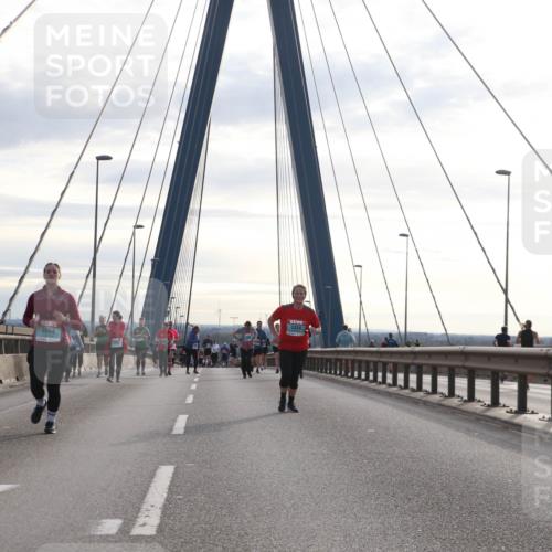 03.10.2024 - Köhlbrandbrückenlauf Jannik Wohlers http://msf.ph/oto/7306015 03.10.2024 09:37:50 Position 1 3334, 3604 meine-sportfotos.de