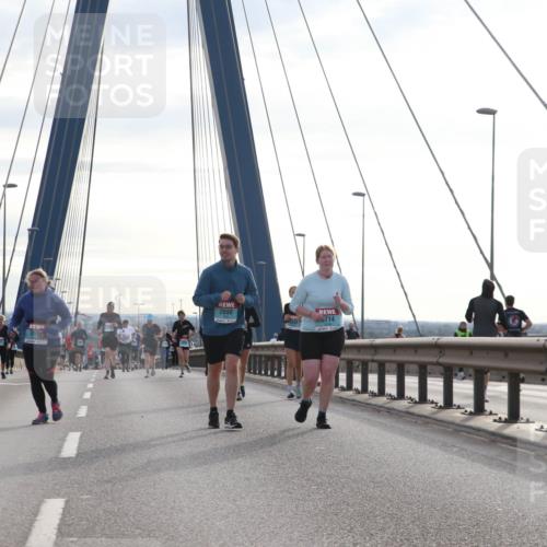03.10.2024 - Köhlbrandbrückenlauf Jannik Wohlers http://msf.ph/oto/7306192 03.10.2024 09:38:03 Position 1 3608, 2690, 2714 meine-sportfotos.de