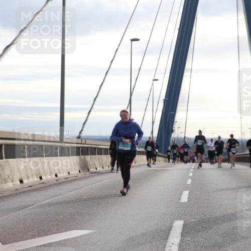 03.10.2024 - Köhlbrandbrückenlauf Jannik Wohlers http://msf.ph/oto/7306216 03.10.2024 09:38:04 Position 1 2690, 3515 meine-sportfotos.de