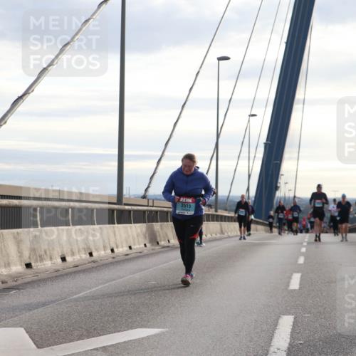 03.10.2024 - Köhlbrandbrückenlauf Jannik Wohlers http://msf.ph/oto/7306319 03.10.2024 09:38:05 Position 1 3515 meine-sportfotos.de